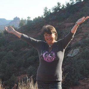 Meet your Posher, Debbie